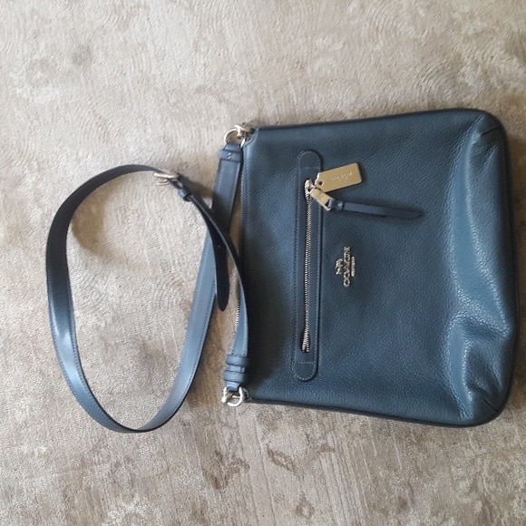 Coach Leather Shoulder Bag - Picture 2 of 8